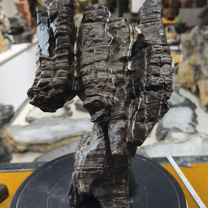 闭**风石头。。。。。。。