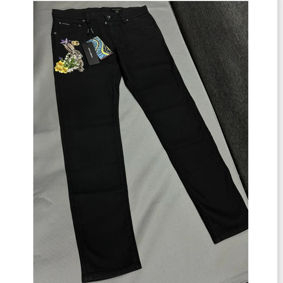 全新未使用D....G黑色slim小兔刺绣牛仔裤