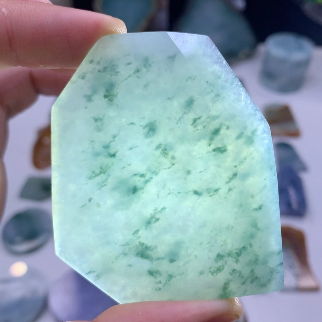 定制翡翠未镶嵌包工包料