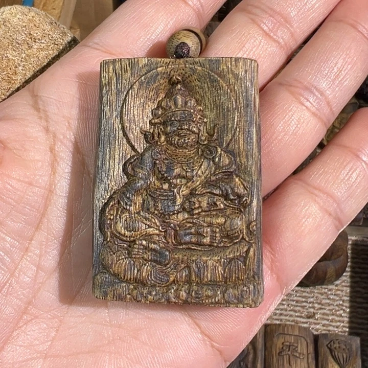 沉香沉香碎屑绿棋楠沉香雕刻牌11.5克