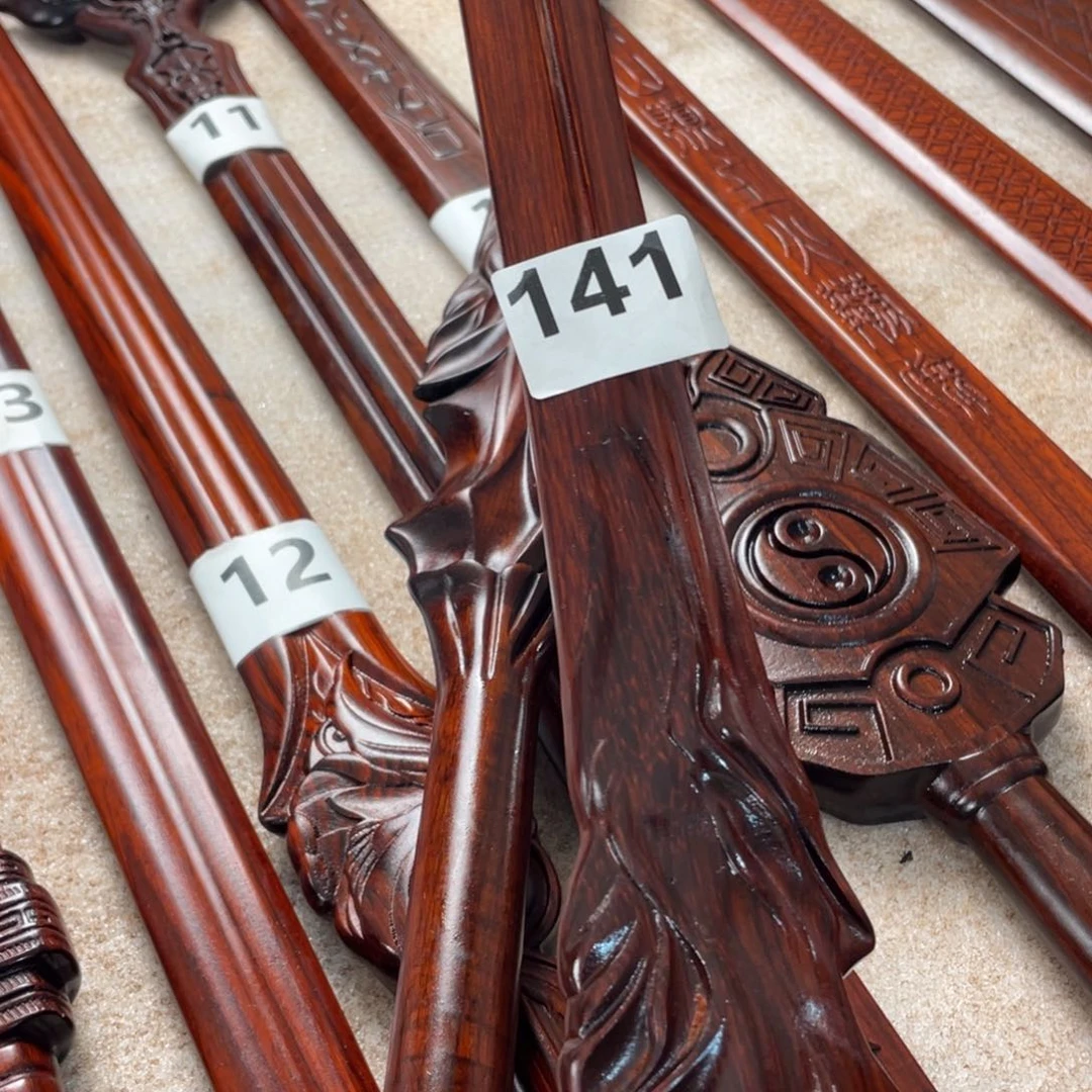 非洲紫檀（红花梨）L****r福利瑕疵款141盖聂