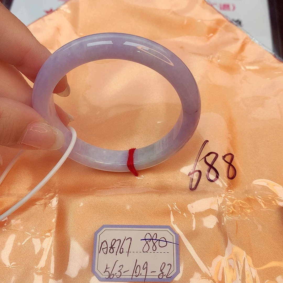 翡翠手镯未镶嵌缅甸翡翠