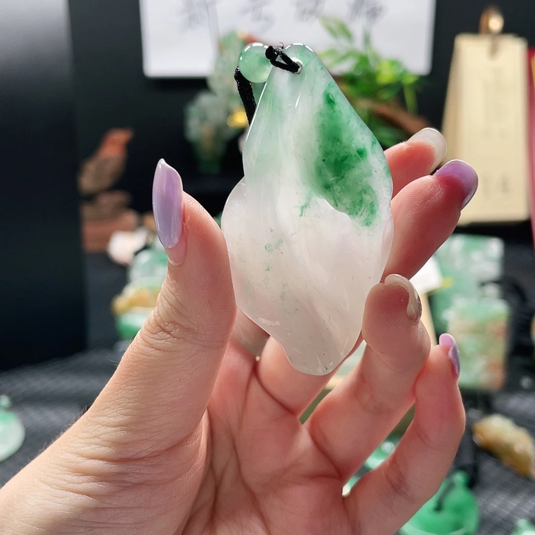 我***1石英质玉吊坠未镶嵌