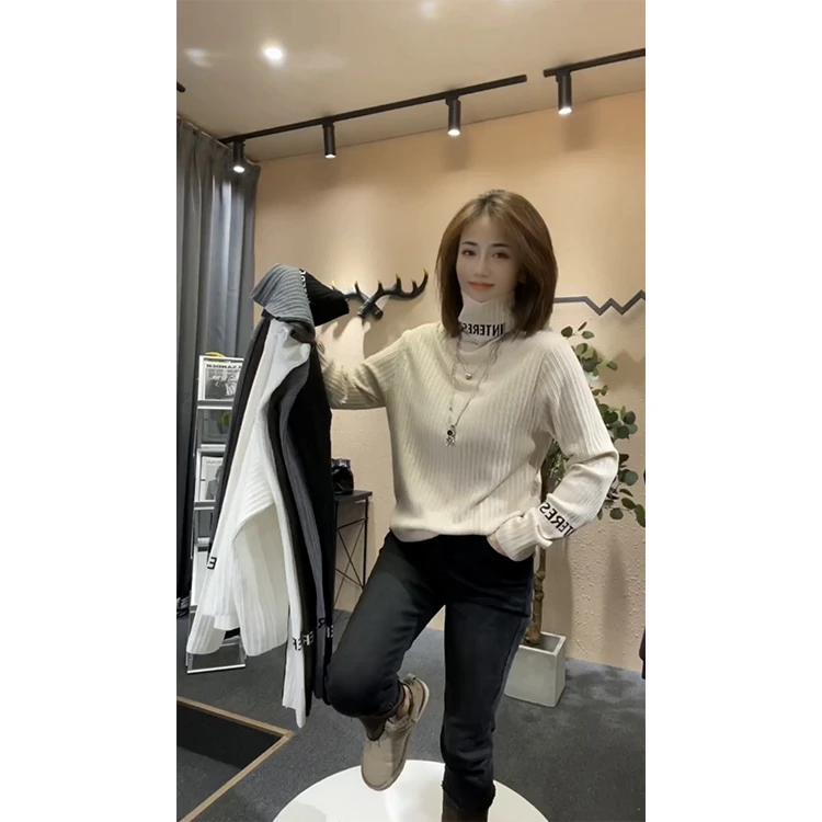 简约风新款高领毛衣女洋气2025上衣显瘦内搭打底修身百搭针织衫