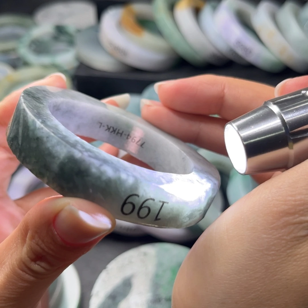 定制翡翠手镯未镶嵌