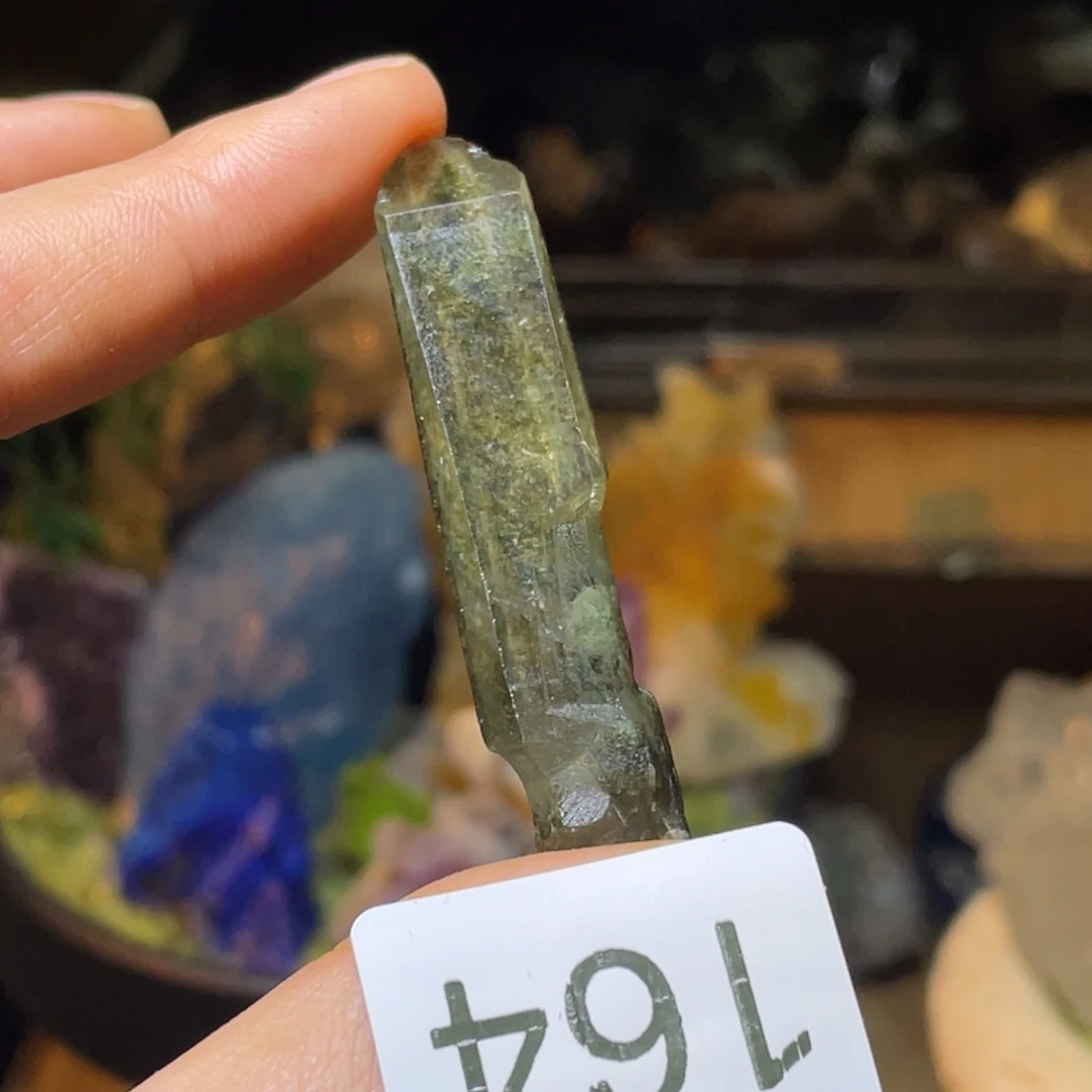 灵****珠宝半成品未镶嵌水晶