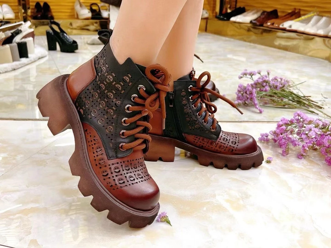 真皮镂空高帮凉鞋夏季英伦复古厚底增高马丁靴透气松糕底女