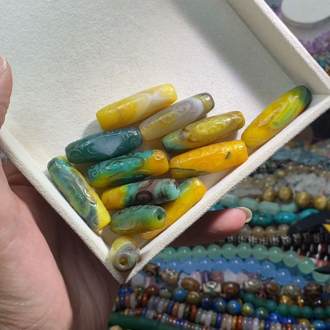未镶嵌，老玛瑙回纹顶珠13×36mm，石英质玉