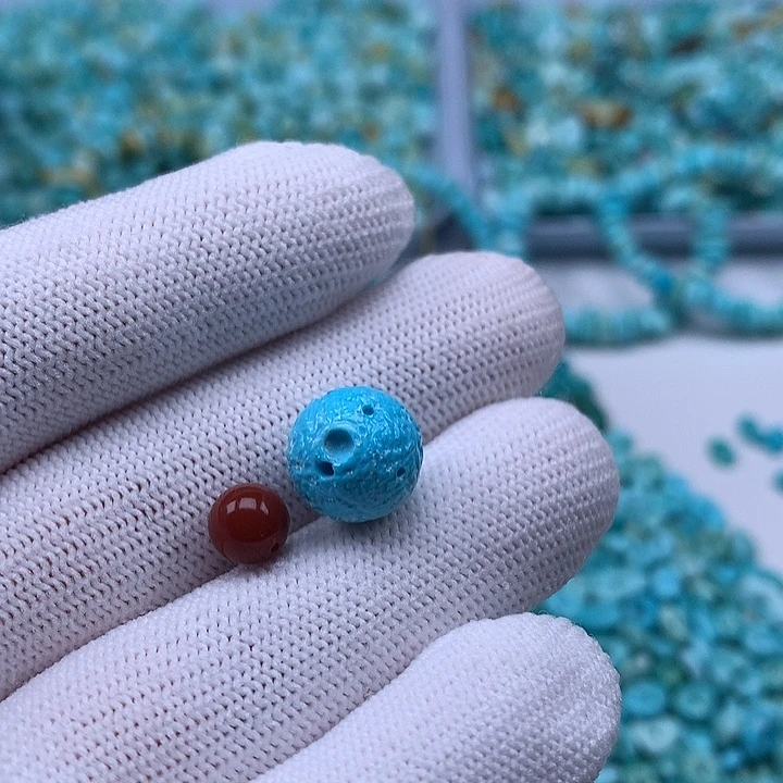 南红玛瑙未镶嵌珠宝奇石