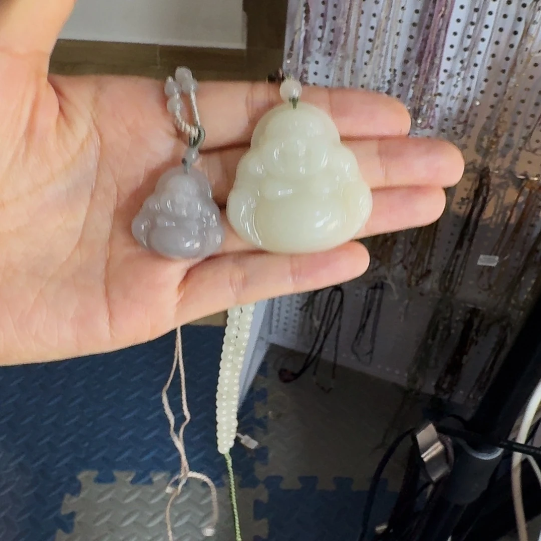 花***爷和田玉未镶嵌颈饰