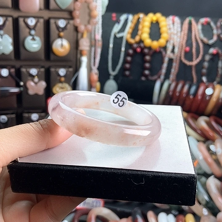 未镶嵌手镯石英质玉
