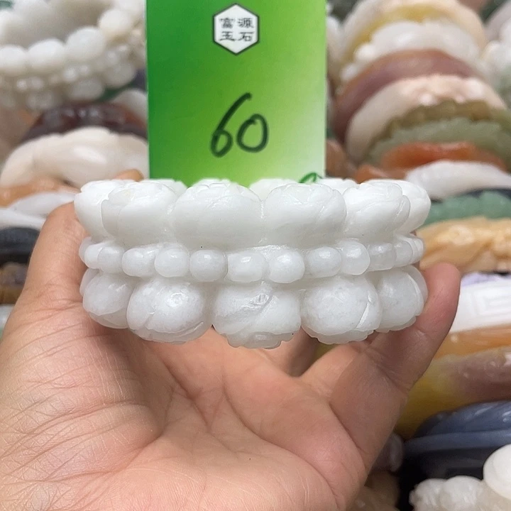未镶嵌手镯石英岩玉