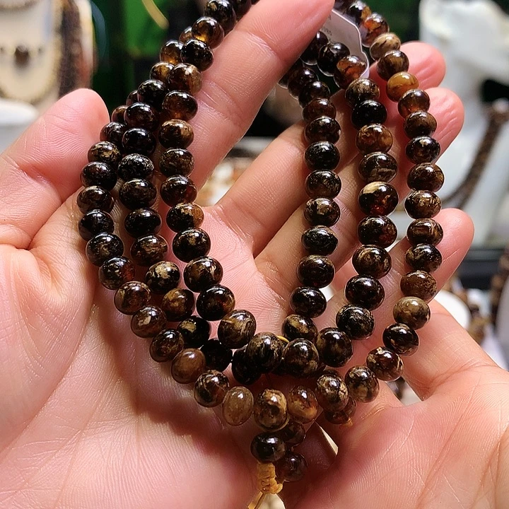 用***3琥珀未镶嵌裸石今天