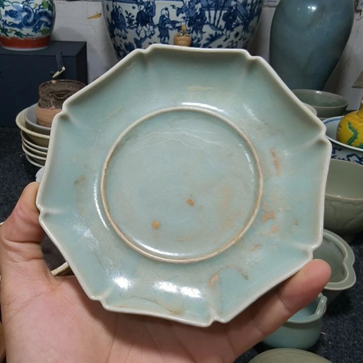 紫砂茶盘及**茶龙泉窑小碟子一个全品