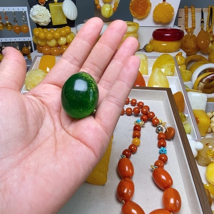 用***2精品吊坠项链搭配