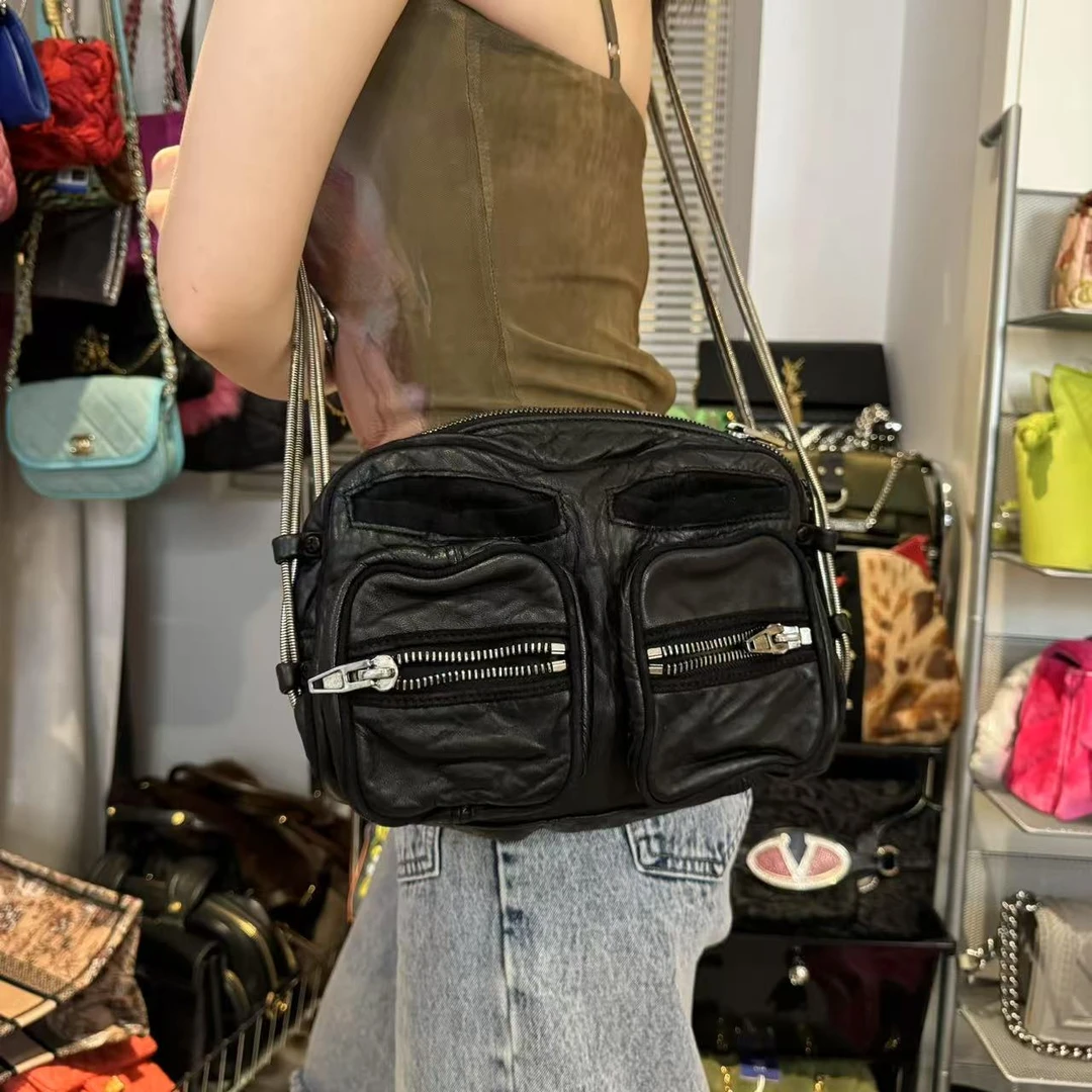 95新  亚历山大王/AW/辣辣/超酷链条机车斜挎包