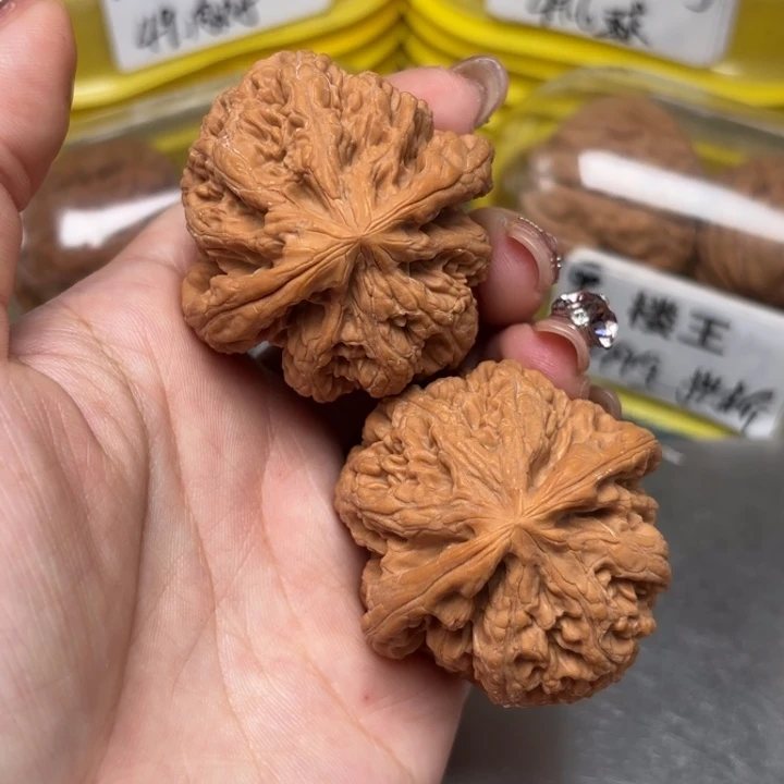 文玩核桃吊坠46-26759-02