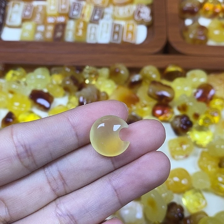 吊坠橄榄核小月亮105