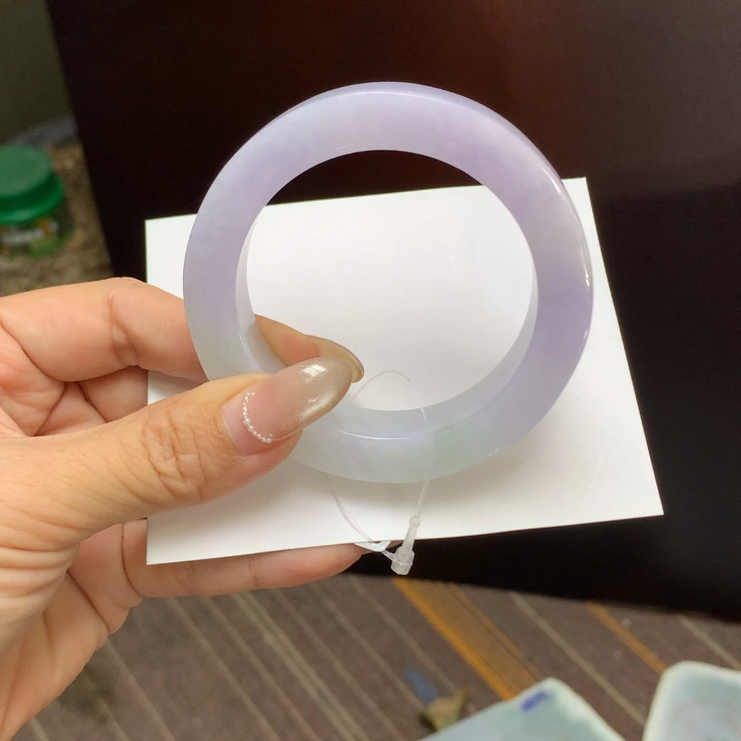 定制翡翠未镶嵌翡翠手镯