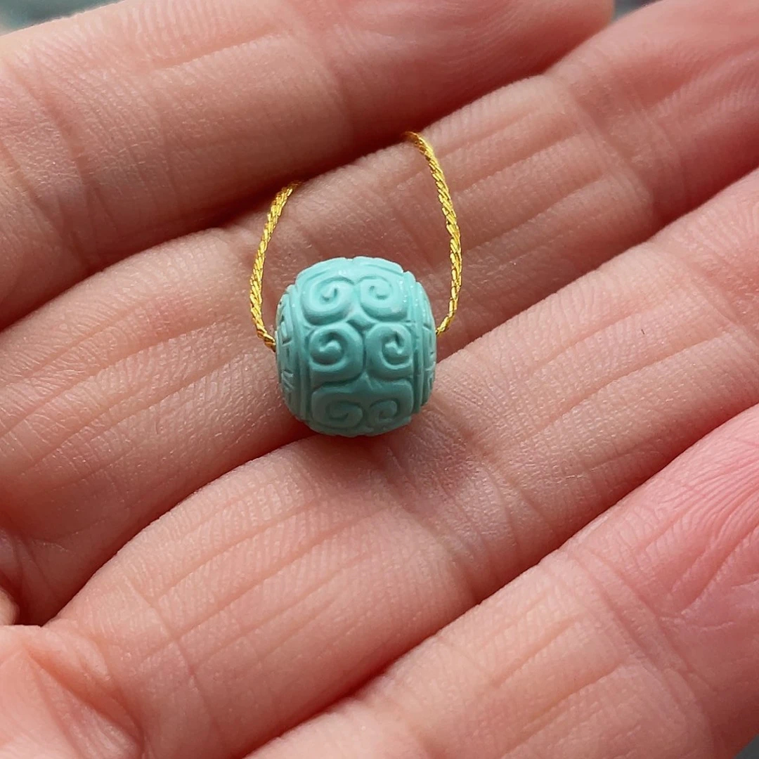 绿松石颈饰未镶嵌