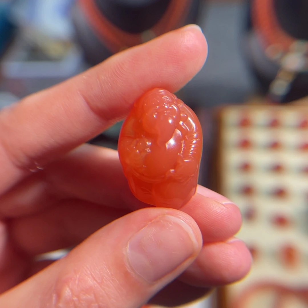 南红玛瑙未镶嵌财神爷