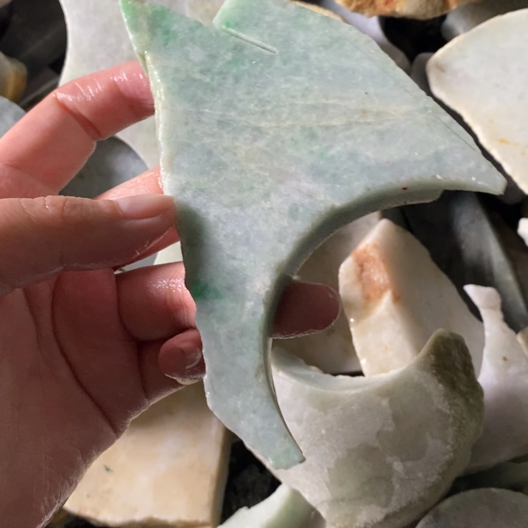 翡翠未镶嵌颈饰天然翡翠