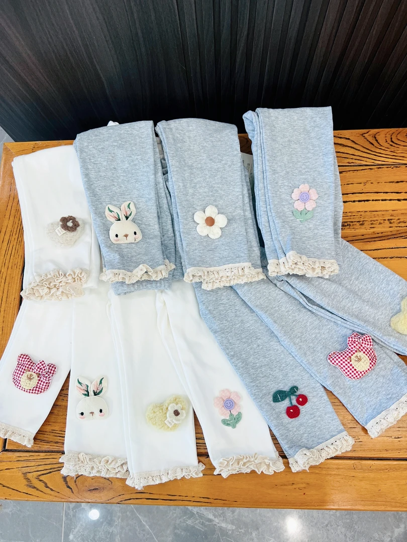 宝宝打底裤女童秋季外穿裤子春秋小童百搭裤修身洋气1-2-3岁初秋4