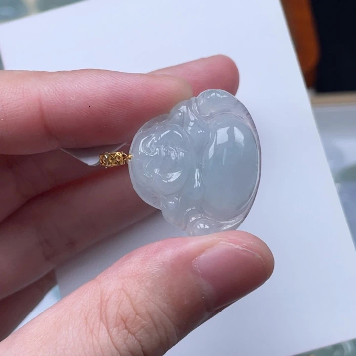 翡翠18K金镶嵌颈饰੯****
