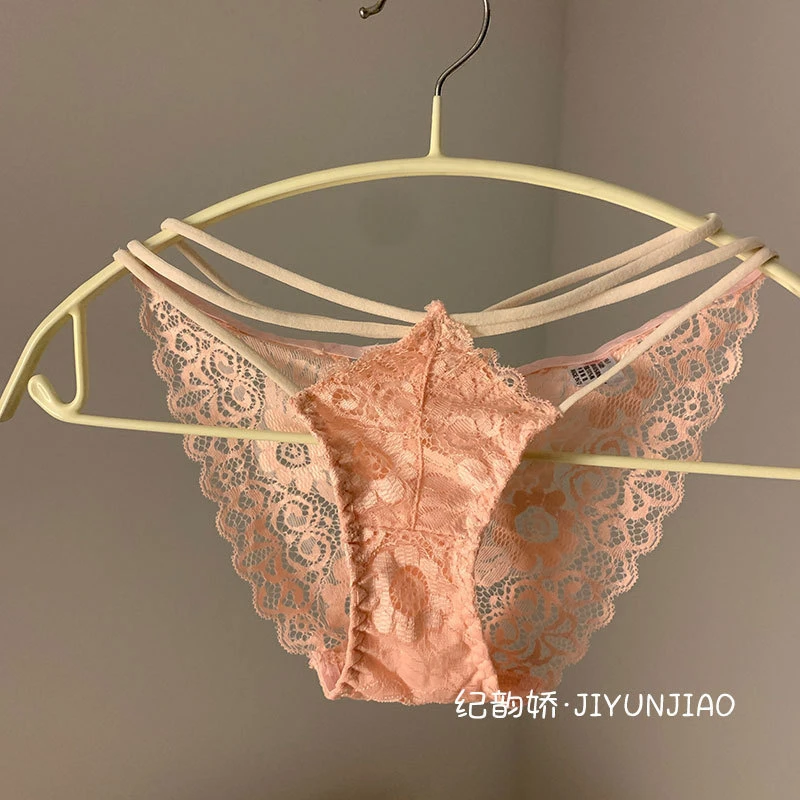 法式性感欧美蕾丝纯欲低腰透气少女镂空交叉三角女士内裤女