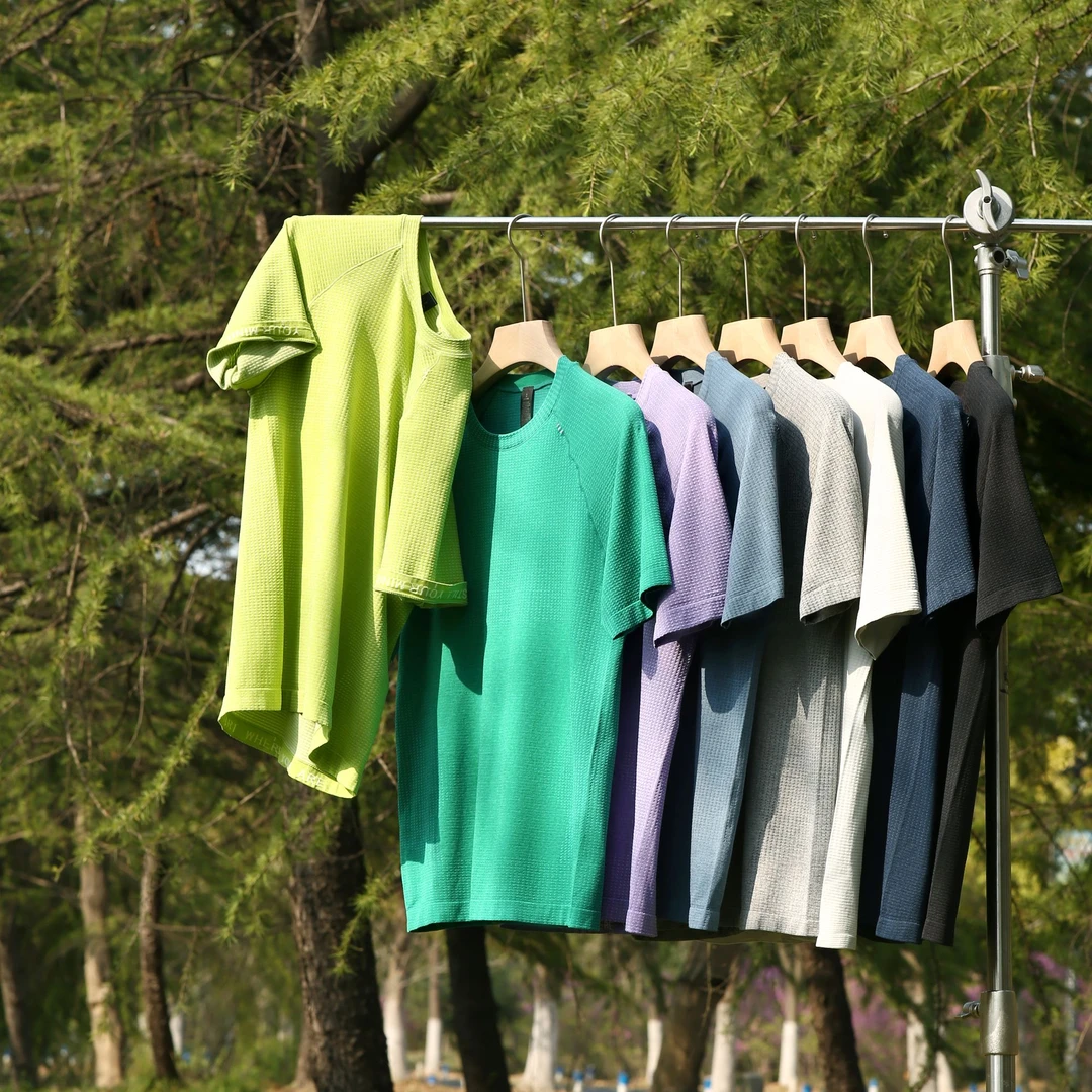 面料好舒服！无缝织造！软弹舒适速干运动休闲情侣圆领短袖T恤25108