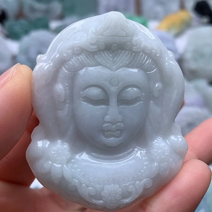 翡翠未镶嵌颈饰观音福利