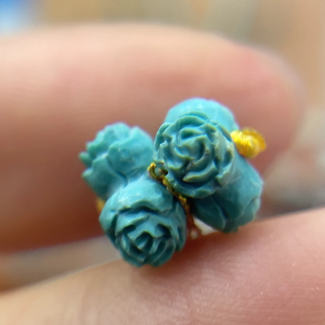 绿松石未镶嵌珠宝奇石