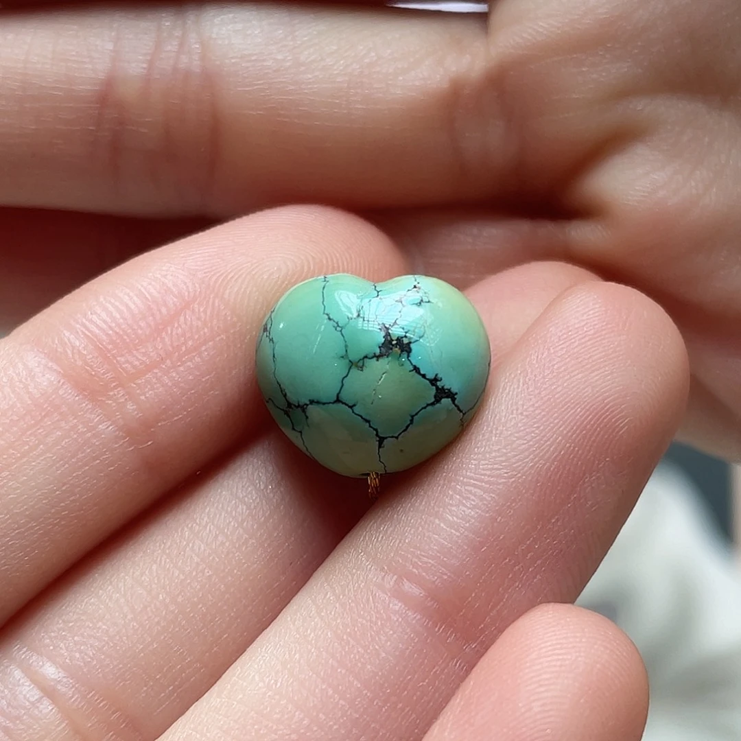 A***！绿松石未镶嵌颈饰