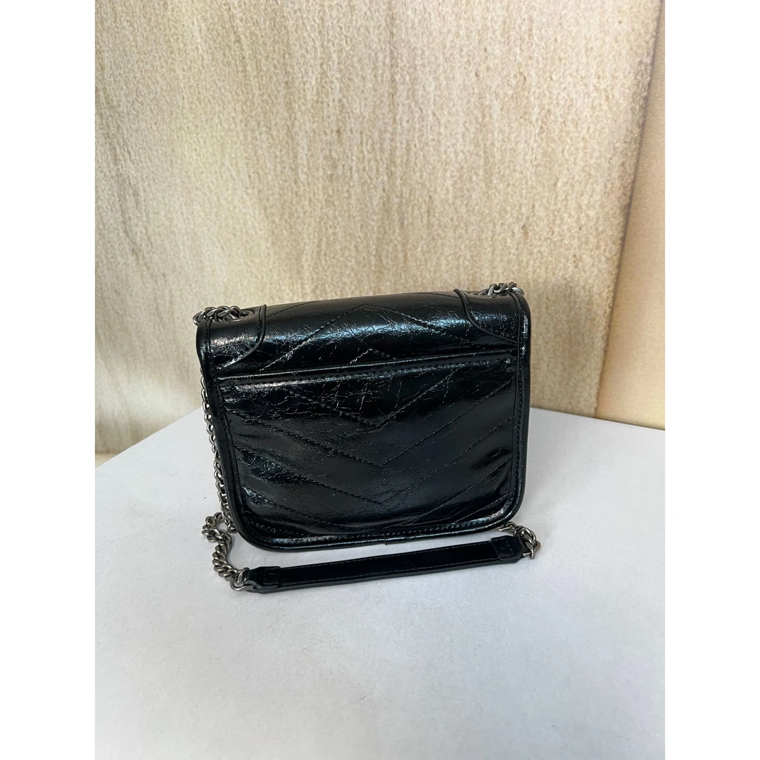 TOLEX2025新款手工真皮邮差时尚百搭女包黑色