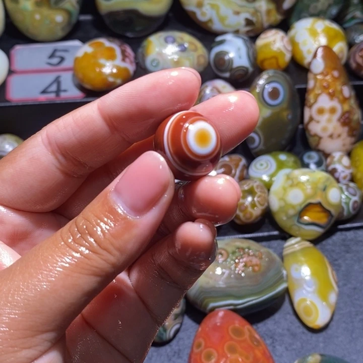 皇***岸玛瑙/玉髓未镶嵌珠宝半成品