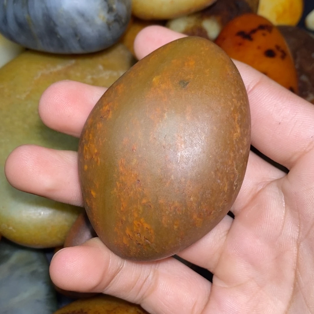 和田玉未镶嵌珠宝奇石