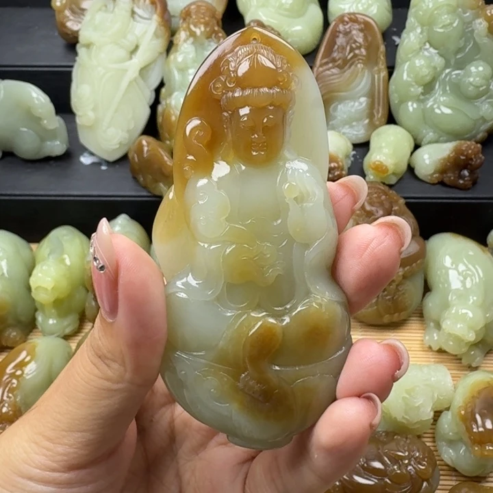 未镶嵌和田玉挂件