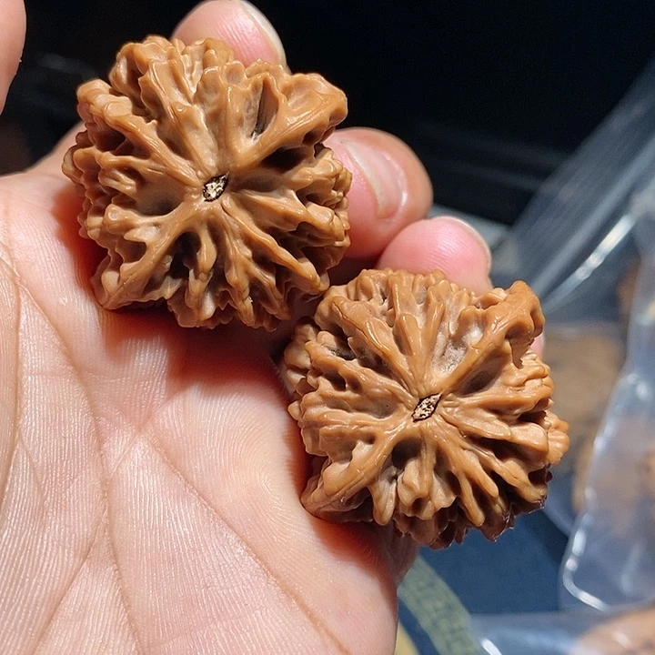 【闪购商品】文玩核桃吊坠天*飘秦闷