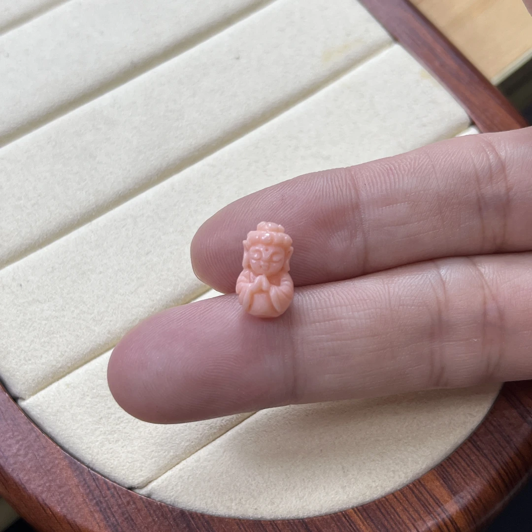 莫莫珊瑚雕刻件小配饰挂件【国检证书】