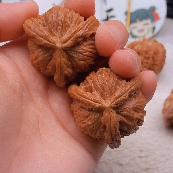 吊坠文玩核桃三棱