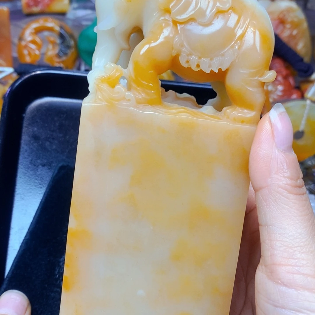 未镶嵌石英质玉（黄龙玉）吊坠(不含链)