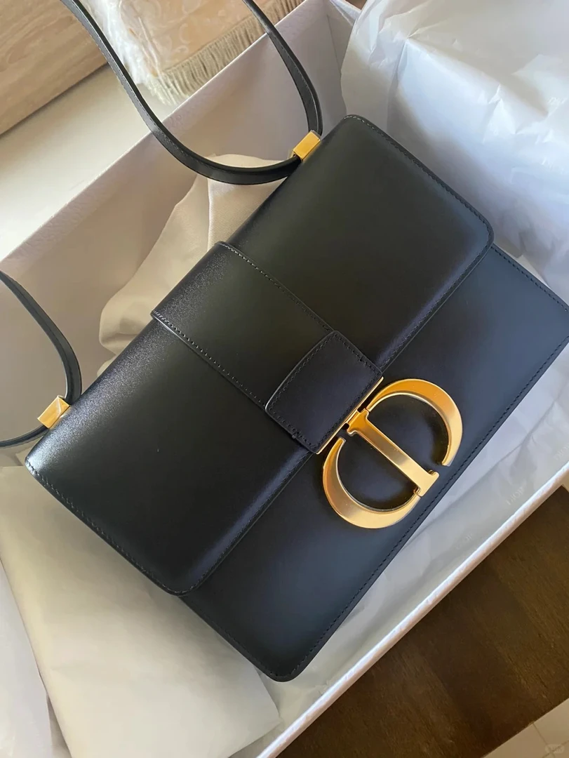 95新 DIOR/迪奥 Dior蒙田30黑金皮肩带/98新/优选