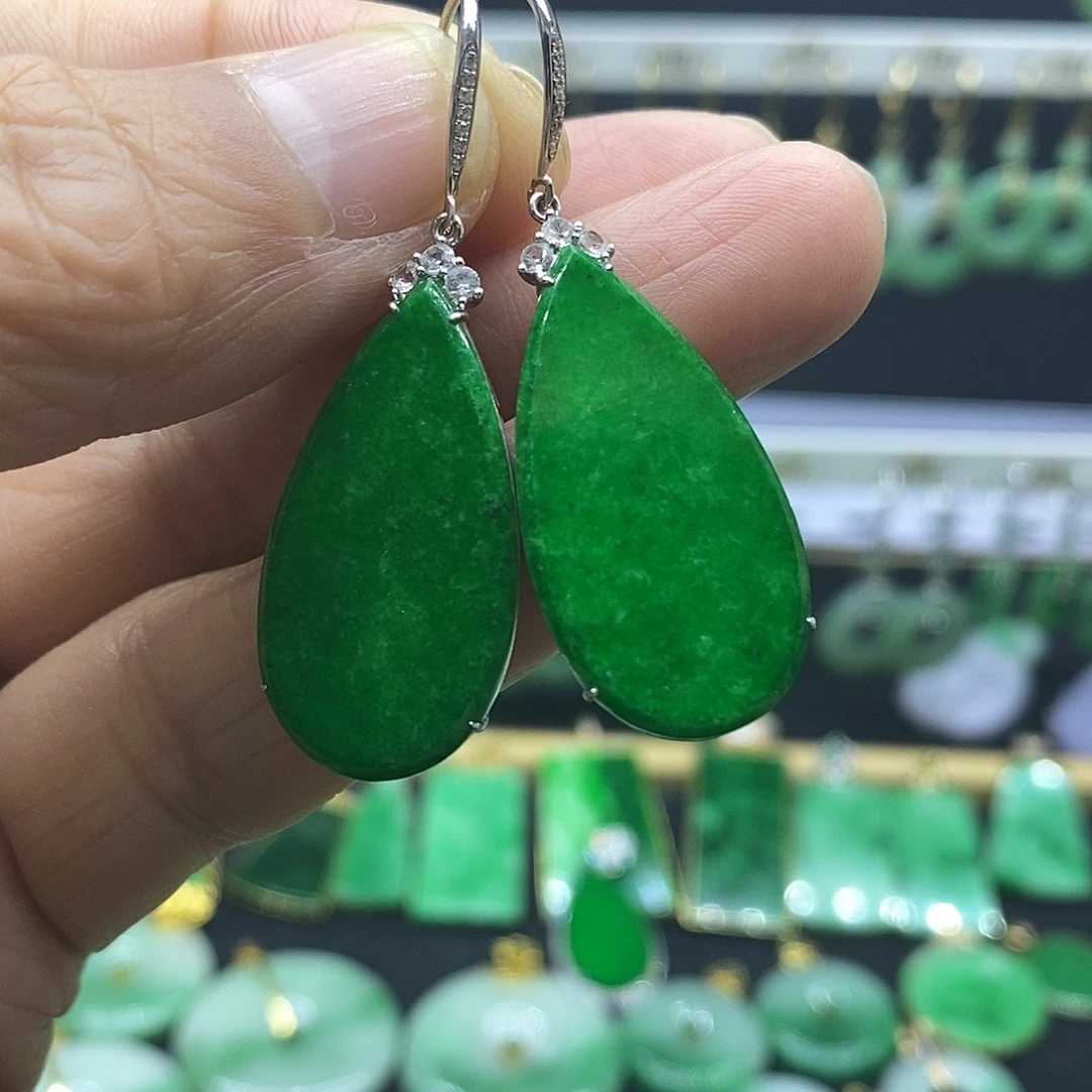 翡翠18K金镶嵌耳饰耳饰