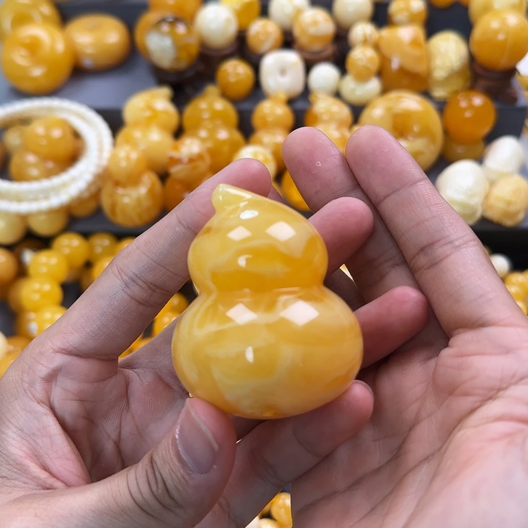 琥珀未镶嵌珠宝奇石
