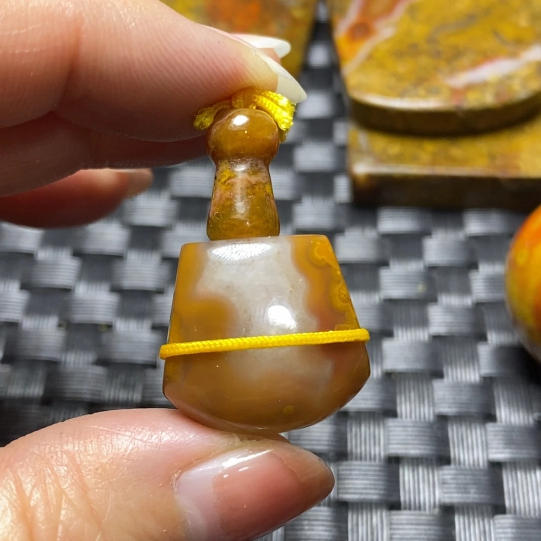 玛瑙/玉髓挂件未镶嵌