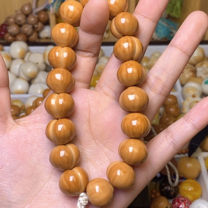 【闪购商品】吊坠猴头核桃天**哥光面17