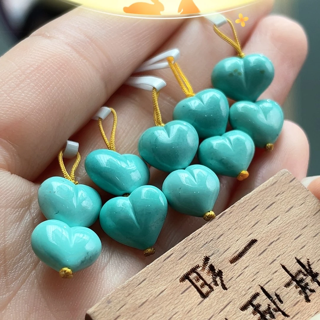 未镶嵌绿松石颈饰