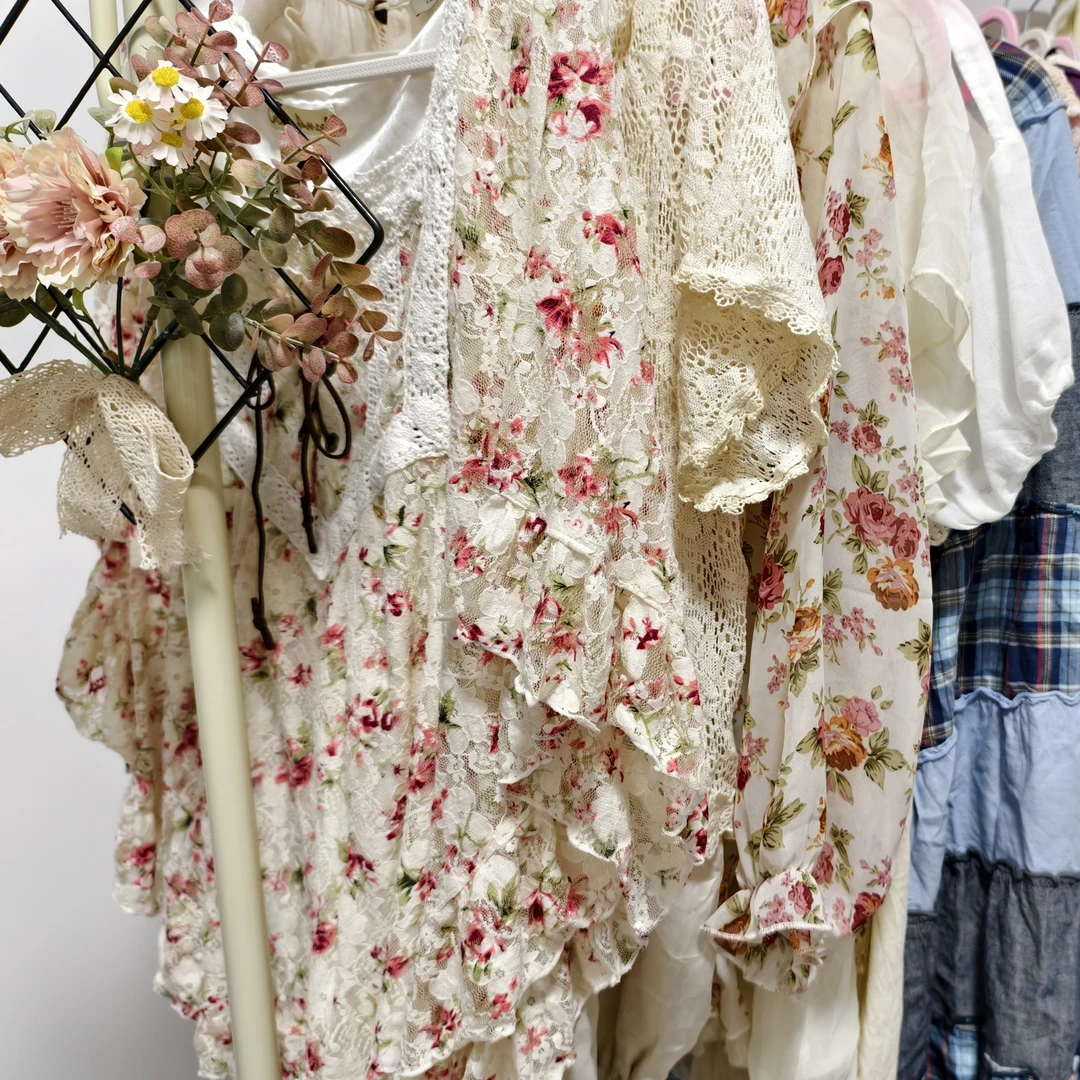 日系少女甜美风碎花拼接复古蕾丝连衣裙夏季新款