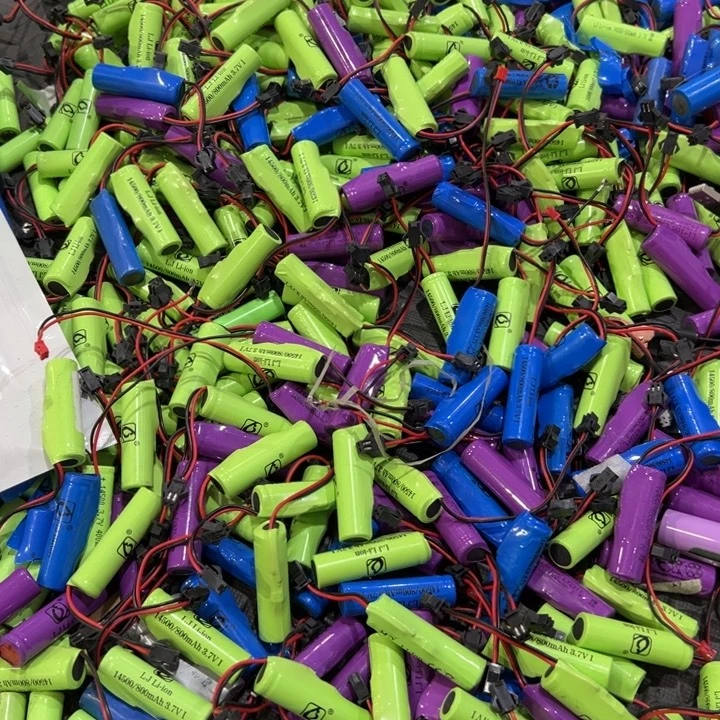 桑蚕丝14500电池10个带充电器