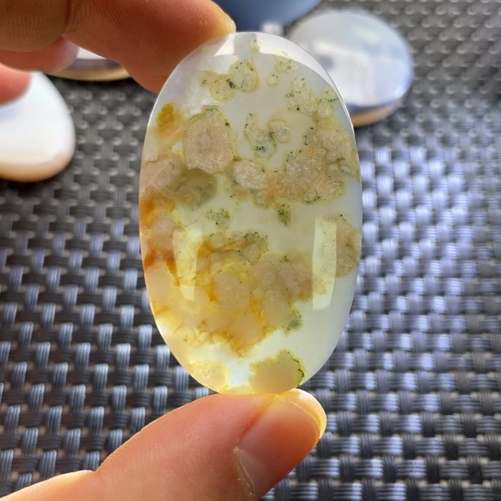 疯***子玛瑙/玉髓未镶嵌颈饰